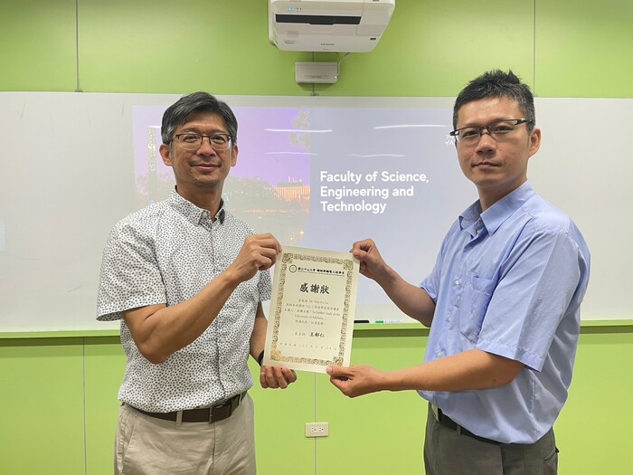 [活動成果照片] 112-1機電系英語角落-To further study at the University of Adelaide圖片