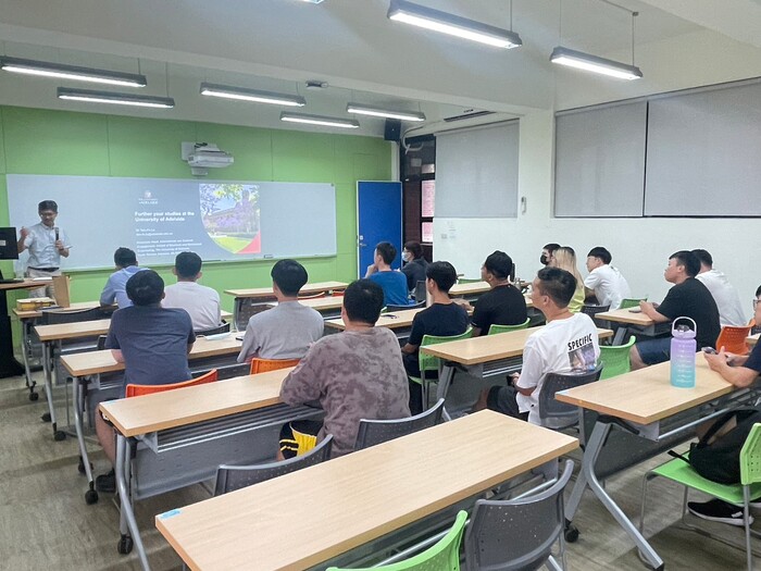[活動成果照片] 112-1機電系英語角落-To further study at the University of Adelaide圖片