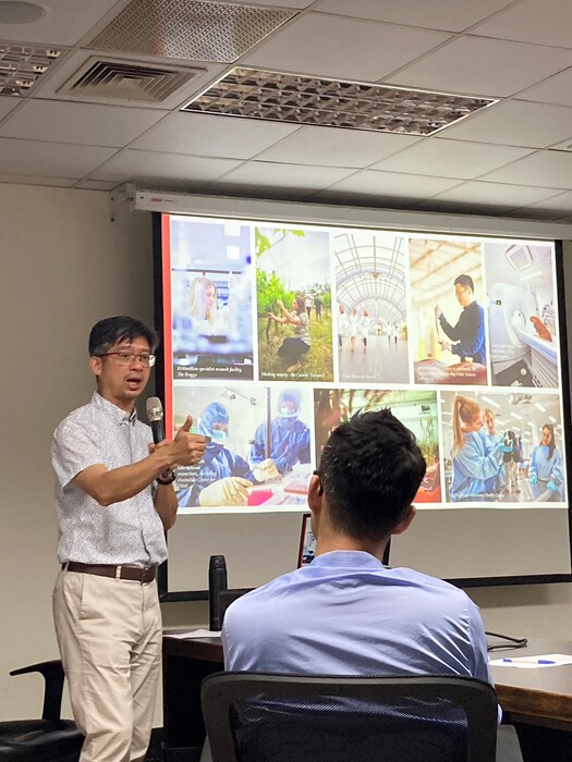 [活動成果照片] 112-1機電系英語角落-To further study at the University of Adelaide圖片