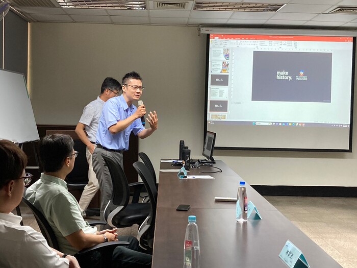 [活動成果照片] 112-1機電系英語角落-To further study at the University of Adelaide圖片