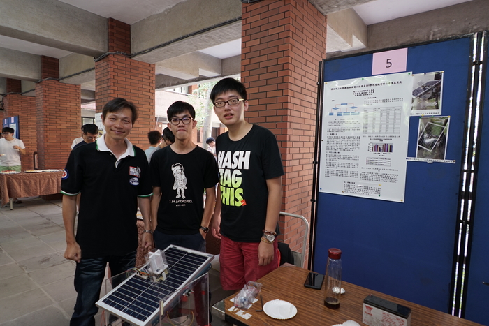 105學年度專題製作成果照片圖片