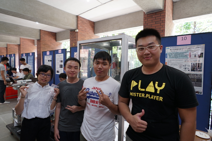 105學年度專題製作成果照片圖片