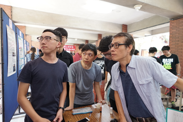 105學年度專題製作成果照片圖片