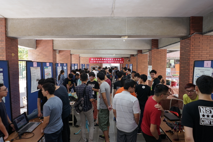 105學年度專題製作成果照片圖片