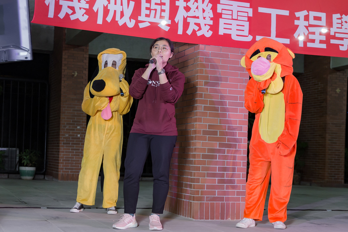 1091216中山機電研究生聖誕晚會圖片