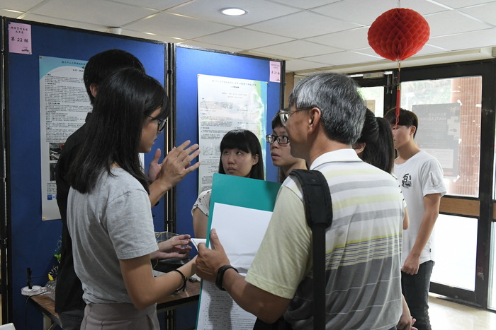 106學年度專題成果展照片圖片
