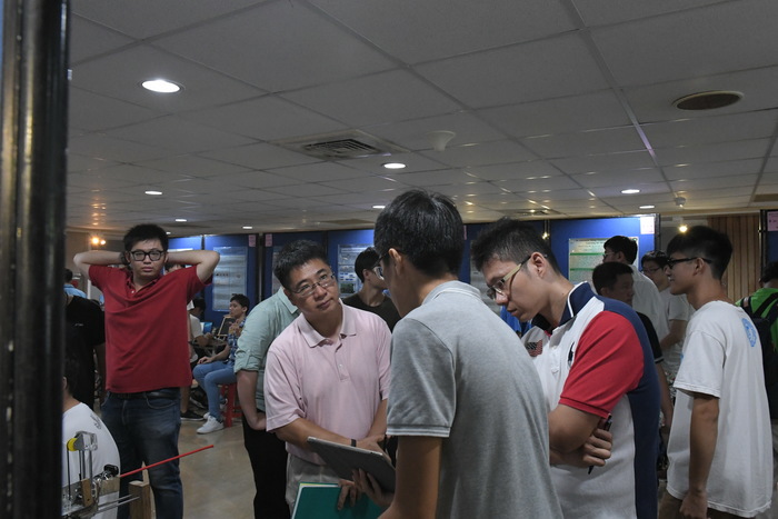 106學年度專題成果展照片圖片